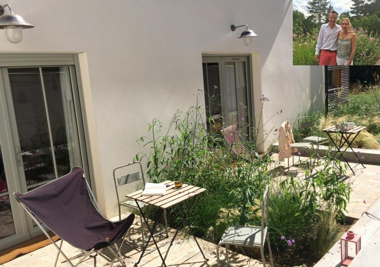 Denis & Virginie - Chateau A Pied - Parking Gratuit แวร์ซาย ภายนอก รูปภาพ